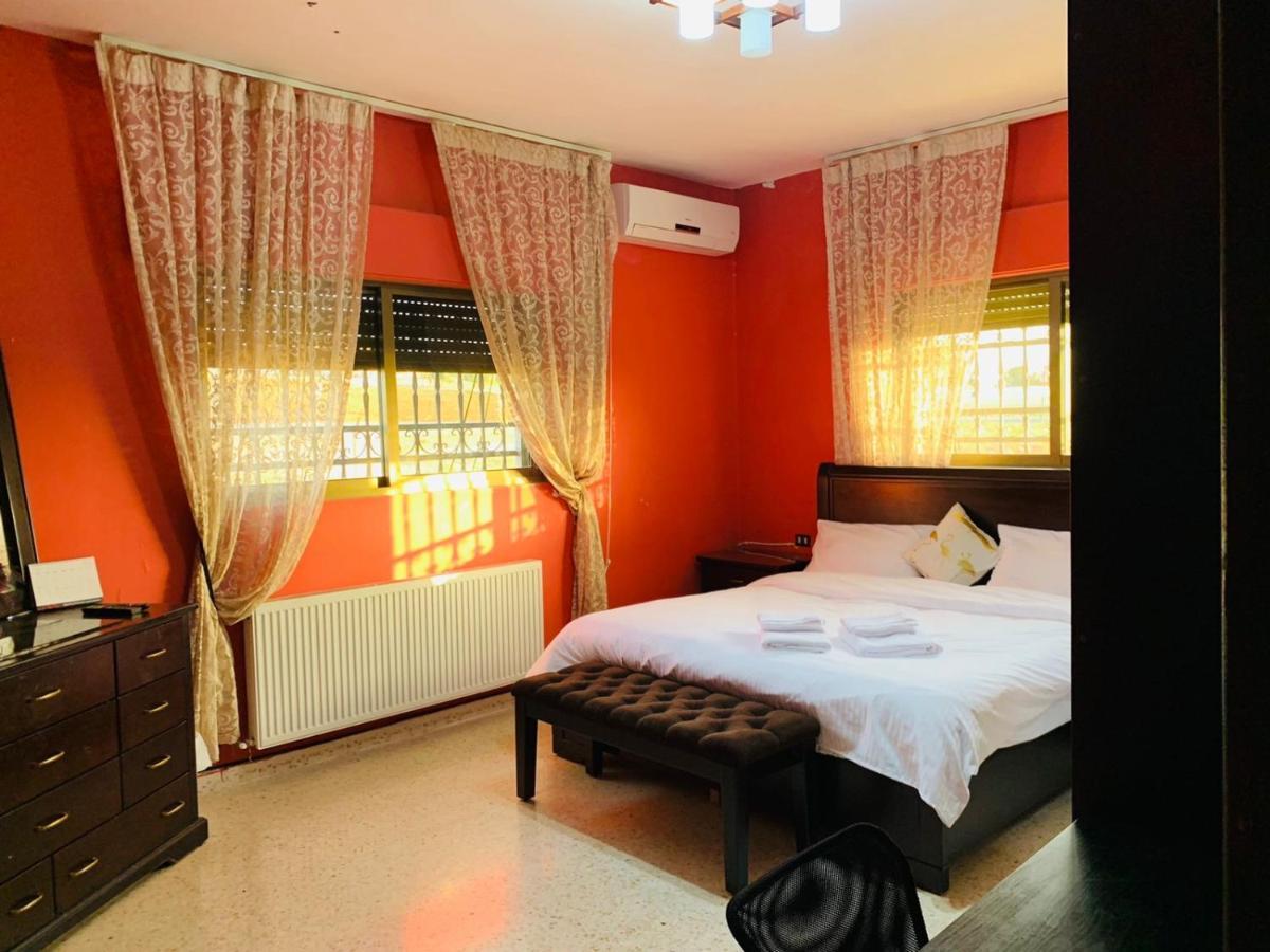 Laura'S Modern Villa Madaba Ngoại thất bức ảnh