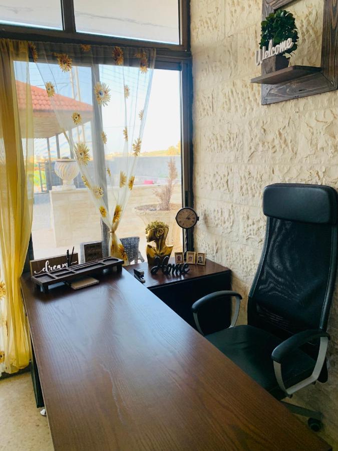Laura'S Modern Villa Madaba Ngoại thất bức ảnh
