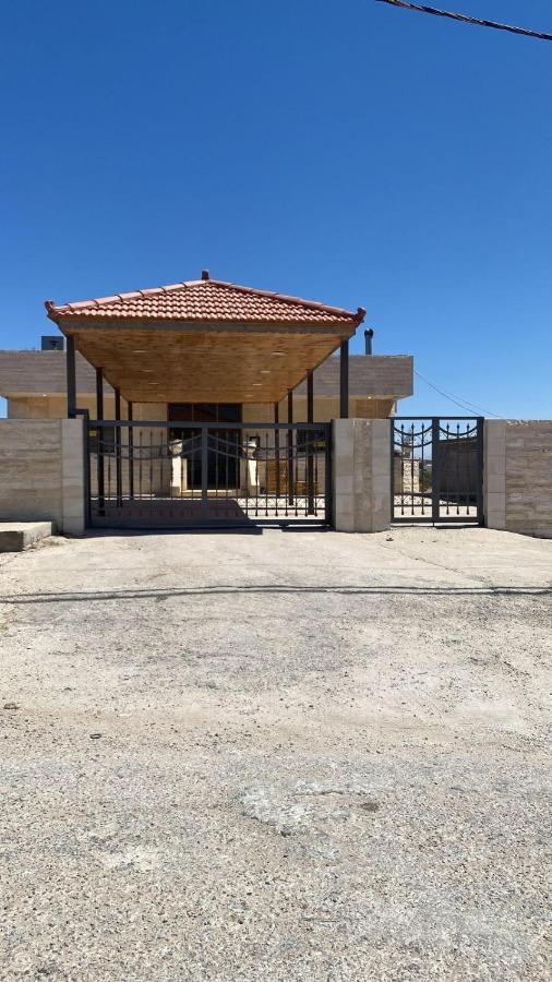 Laura'S Modern Villa Madaba Ngoại thất bức ảnh